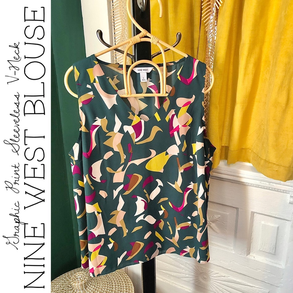 Nine West Graphic Print Sleeveless V-Neck Blouse